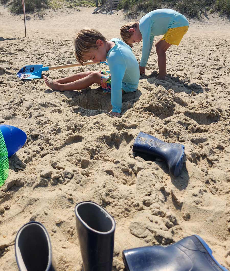 beach-boots Rain boots on the beach